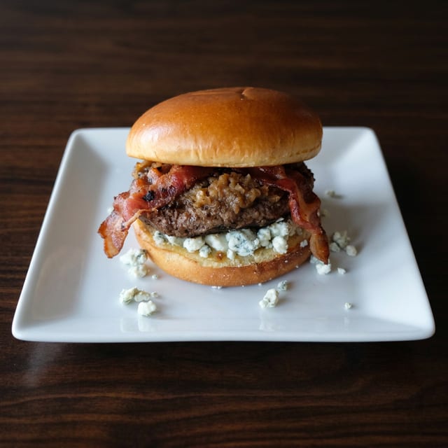 Bleu Burger.